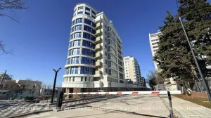 Громадный ЖК возле площади Восставших в Севастополе ввели в эксплуатацию спустя 20 лет