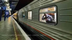 Два идущих из Крыма поезда задерживаются спустя сутки после перекрытия Крымского моста