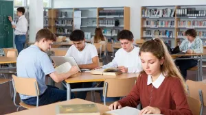 Отставить панику: в Госдуме опровергли переход вузов на новую модель осенью