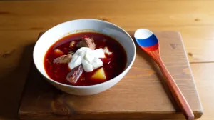 В Финляндии украинцы требуют от кулинарных сайтов не называть борщ русским