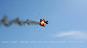 В Севастополе силы ПВО отражают атаку над морем