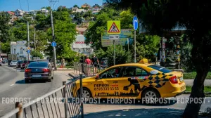 Такси подорожает на 25%, а половина водителей уйдёт в «бомбилы»? Что несёт новый закон