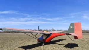 Украинец упорхнул от военкомов в Румынию на лёгком самолете