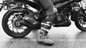 Мотоциклист погиб под колёсами грузовика в Крыму