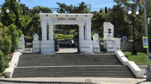 Руководство города взялось за ремонт на Малаховом кургане