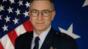 Генерал с «базы НЛО» таинственно исчез после указа об обнародовании данных о пришельцах