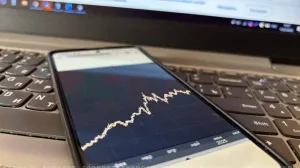 Взрослый разговор: как блогеров научат отвечать за свои советы