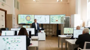 В Севастополе установили копию АЭС