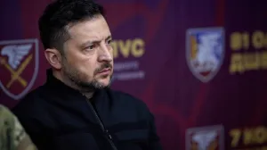 Зеленский пригрозил разбегающимся депутатом ссылкой на фронт