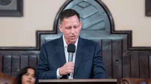 Миллиардер и создатель ИИ для спецслужб приехал в Рим читать лекции об Антихристе