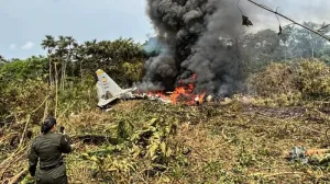 В Колумбии разбился военный самолёт со 124 людьми на борту