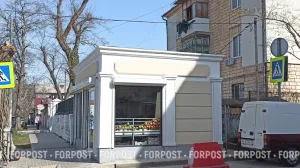 Севастопольские киоски просят ещё времени на «переодеться»