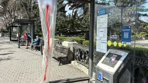 Бывшие «умные» остановки в Севастополе продолжают пугать горожан