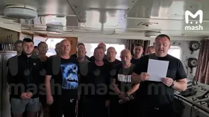 Российские рыбаки полгода заперты на арестованном судне