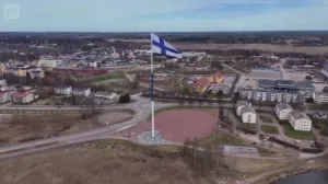 Финляндия судится с российской компанией за 100-метровый флагшток