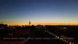 В Крым запустили поезд для работающих допоздна 