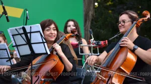 В Севастополе начало вещание радио, которого нам не хватало