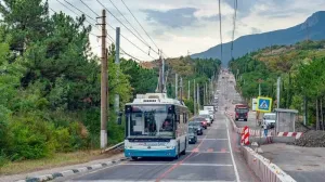 Уникальный троллейбусный маршрут на юг Крыма обещают вернуть летом