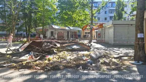 В Севастополе проредили ларьки на проспекте Генерала Острякова 