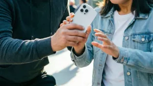 Украденный iPhone станет бесполезным: Apple разрабатывает новую защиту