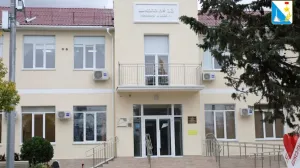 Ребёнок уже в сознании и дышит самостоятельно, – Развожаев о пострадавшем при обрушении балкона в Каче школьнике