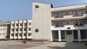 Школе моряков-черноморцев в Севастополе дали имя Лужкова