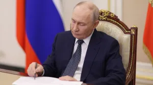 Путин поручил субсидировать поставки топлива в Крым и Севастополь