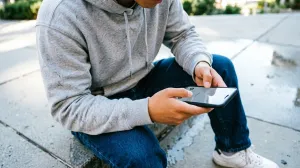 Удалить приложения и сменить SMS-коды: МВД раскрыло правила цифровой безопасности
