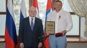 Собственник «ИнтерСтроя» Евгений Кабанов стал заслуженным строителем Севастополя