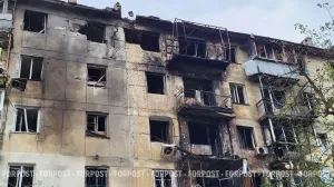 «Меня скинуло с дивана»: что происходило в первые минуты после удара БПЛА по дому в Севастополе