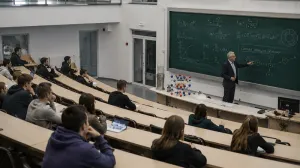 В Севастополе готовят сотни специалистов для стратегической отрасли
