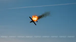 По Таганрогу ударили ракеты: что известно о ночной атаке на жилые кварталы и склад Ozon