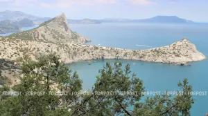 В Крыму восстановили популярный туристический маршрут по скальному карнизу