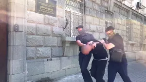 ФСБ задержала в Севастополе 20-летнего парня, снимавшего бухты для украинского куратора