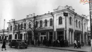 В Симферополе заставят восстановить изуродованный фасад исторического здания