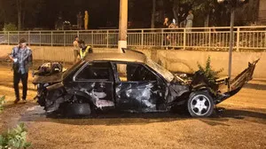В Севастополе BMW стала грудой металла после столкновения с забором
