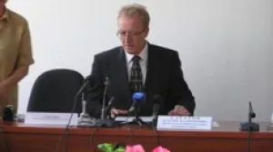 Думая о людях