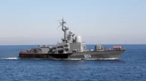 Ракетный катер «Ивановец» вернулся в Севастополь из Средиземки