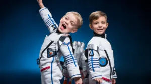 Чем занять ребёнка на карантине: летим на МКС и устраиваем космический отдых
