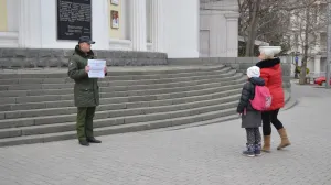 Глава горкома комсомола Севастополя одиноко митинговал в поддержку осуждённого аспиранта