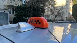 Таксистов-«шабашников» приобщат к налогам