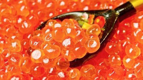 ForPost - Цены на красную икру вырастут на 40 процентов