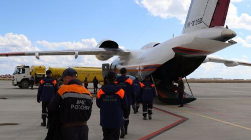 ForPost - Самолет МЧС с выжившей в авиакатастрофе девочкой вылетел в Хабаровск