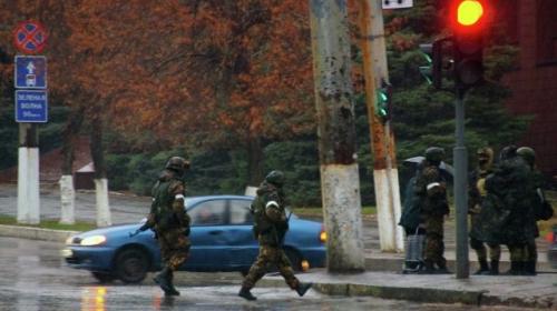 ForPost - Наблюдатели ОБСЕ выложили в сеть фото военной техники в Луганске