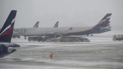 ForPost - «Аэрофлот» отменил 60 рейсов из-за погоды в Москве