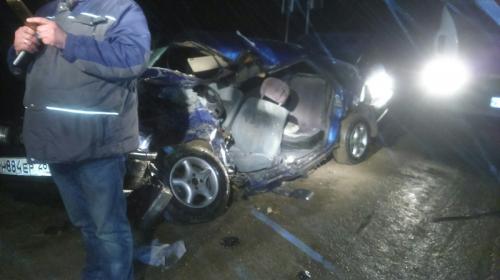 ForPost- Погиб водитель легковушки, столкнувшейся с грузовиком в Бахчисарайском районе (18+)