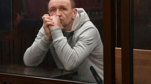 ForPost - Суд оставил под арестом командира пожарного звена, тушившего ТЦ в Кемерове