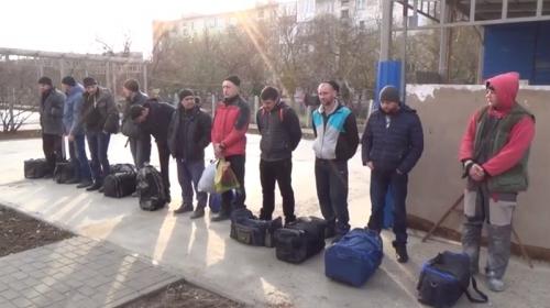 ForPost - Украинские нелегалы в Крыму дорого обойдутся мажору
