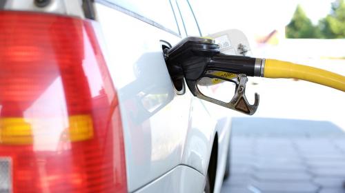 ForPost- В Крыму назвали провокаторов роста цен на бензин