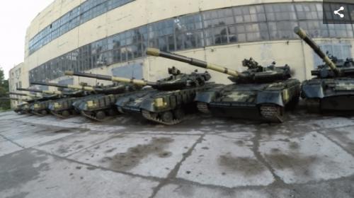 ForPost - Сталкеры нашли готовые к бою танки на заброшенной базе на Украине